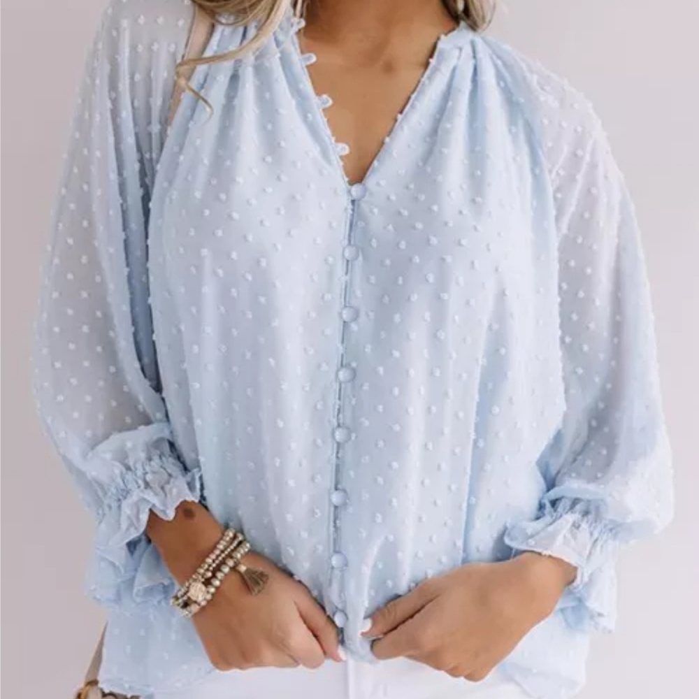 L left😁New boutique swiss dot top - Picture 3 of 9